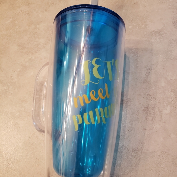 3 fun cups and bowl. 2 plastic cups, one thin stainless steel and small bowl. - Picture 3 of 12